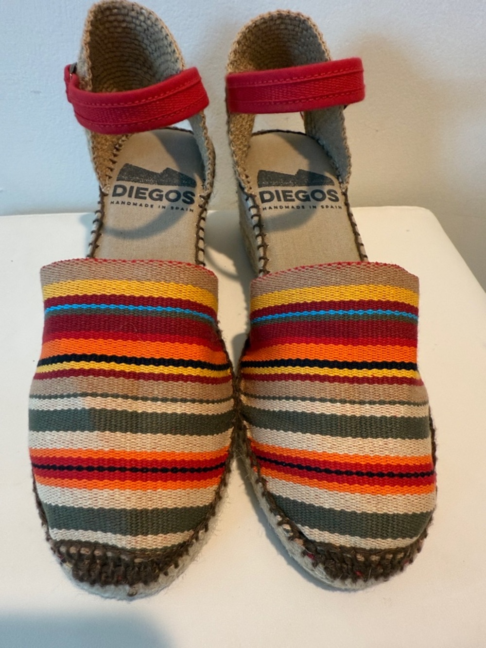 Diego Striped Sandal Espadrille Wedge with Red Ankle Strap Size 38 Like New